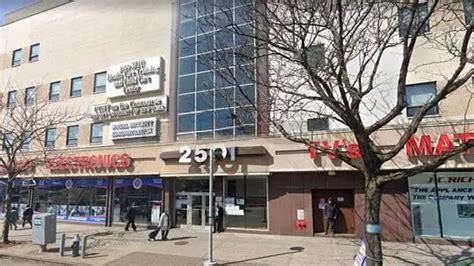 New York Social Security Office in Bronx, NY 10468 .